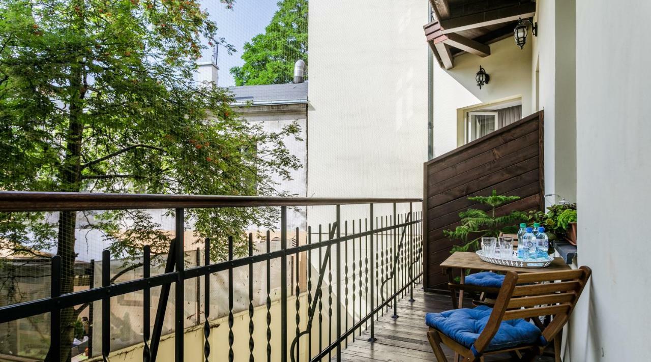 Miodowe Mieszkanko Krakau Exterior foto
